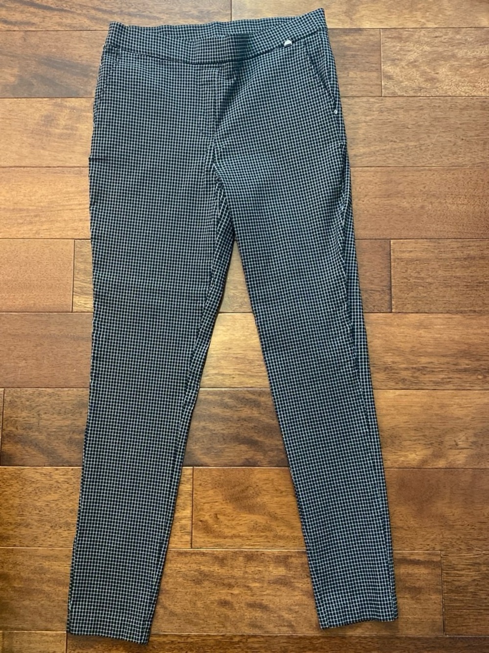 Jones New York Black & White Micro-Check Chinos